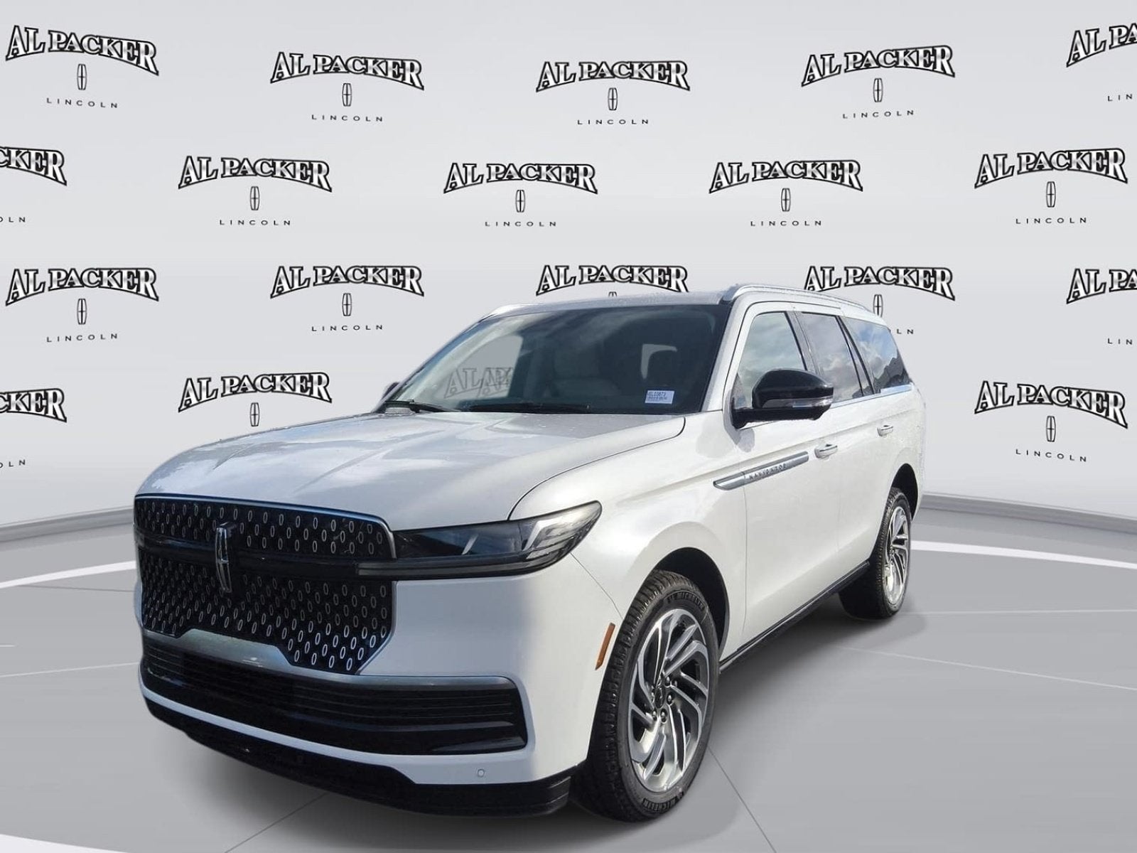 2027 Lincoln Navigator