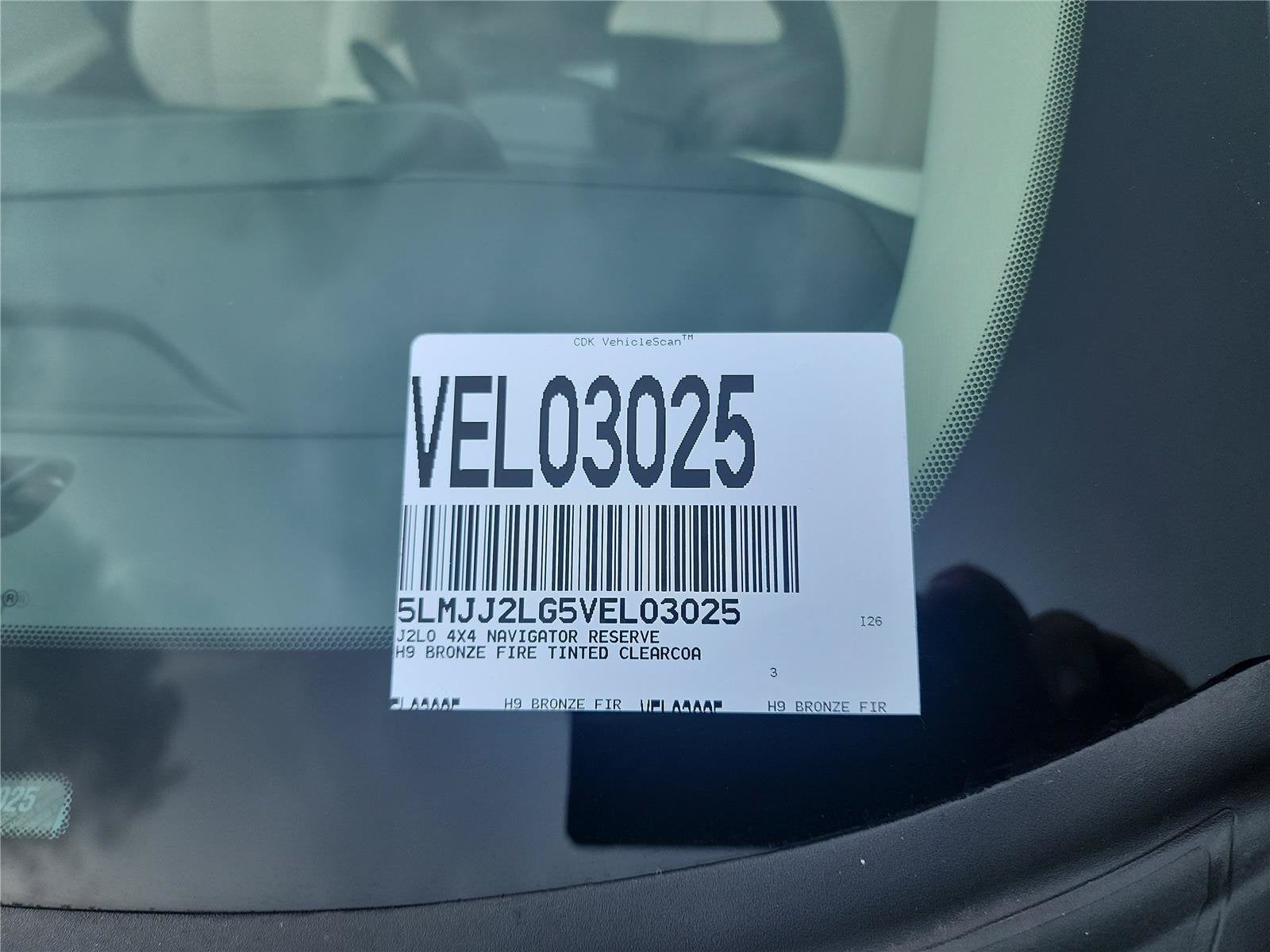 2027 Lincoln Navigator Reserve