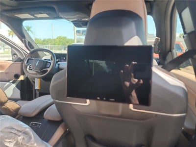 2025 Lincoln Navigator Lincoln Black Label