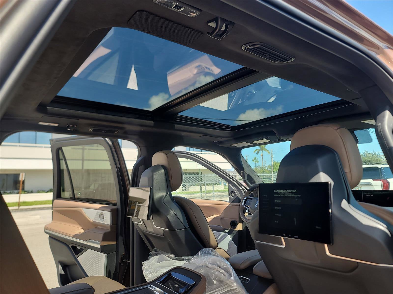 2025 Lincoln Navigator Lincoln Black Label