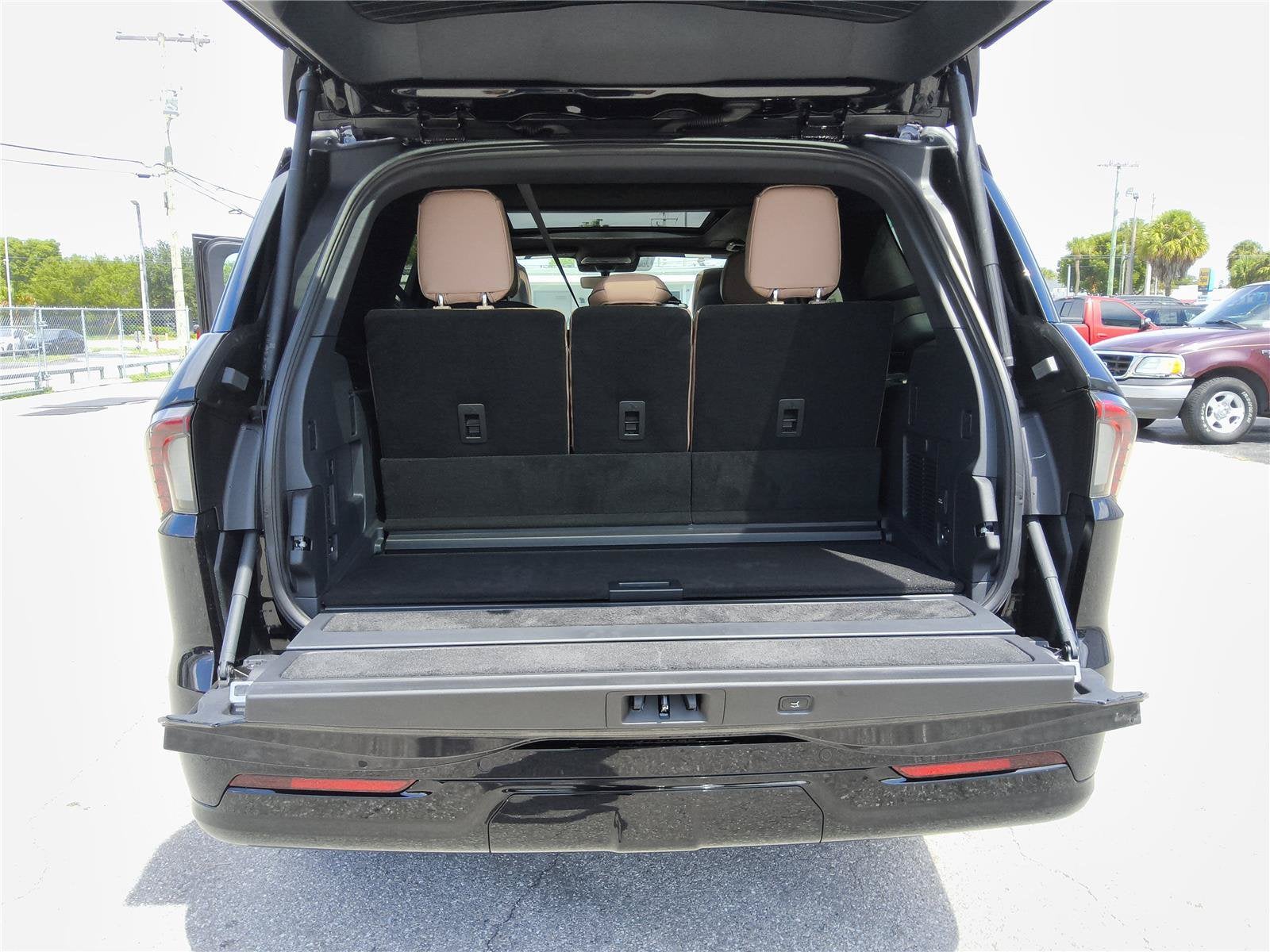 2027 Lincoln Navigator Black Label