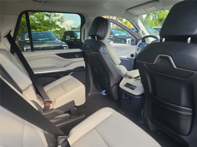 2026 Lincoln Navigator Premiere