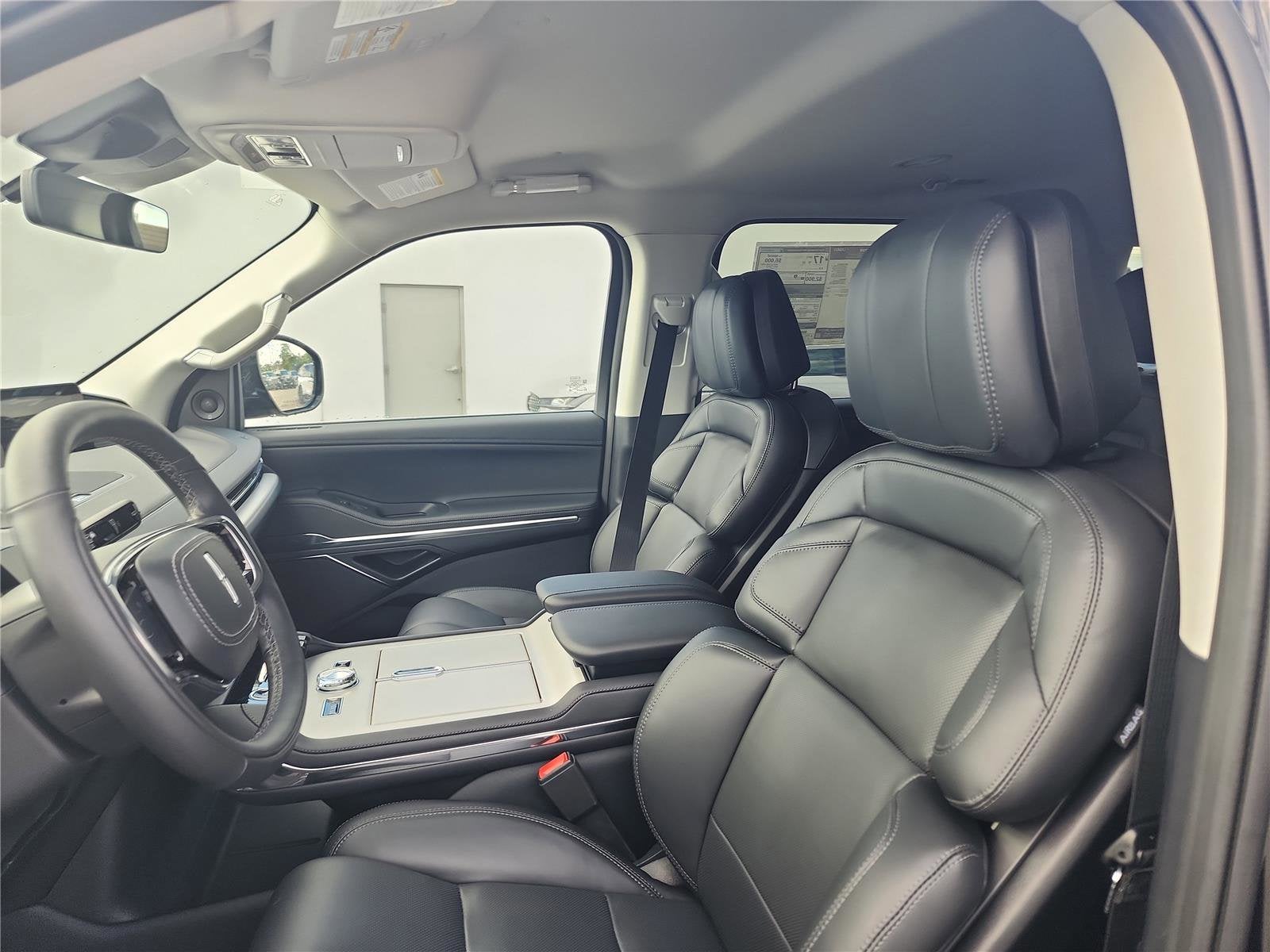 2026 Lincoln Navigator Premiere