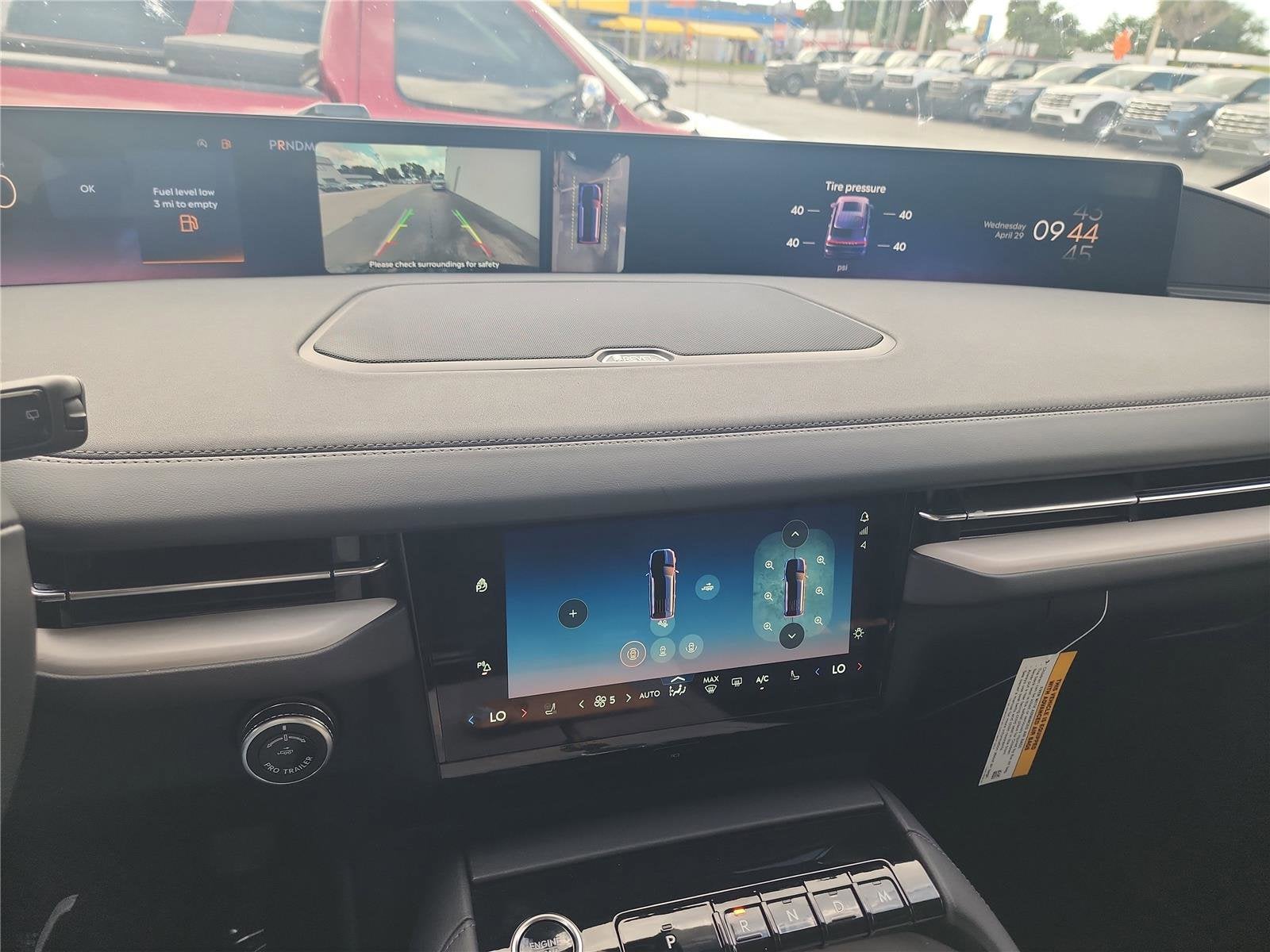2026 Lincoln Navigator Premiere