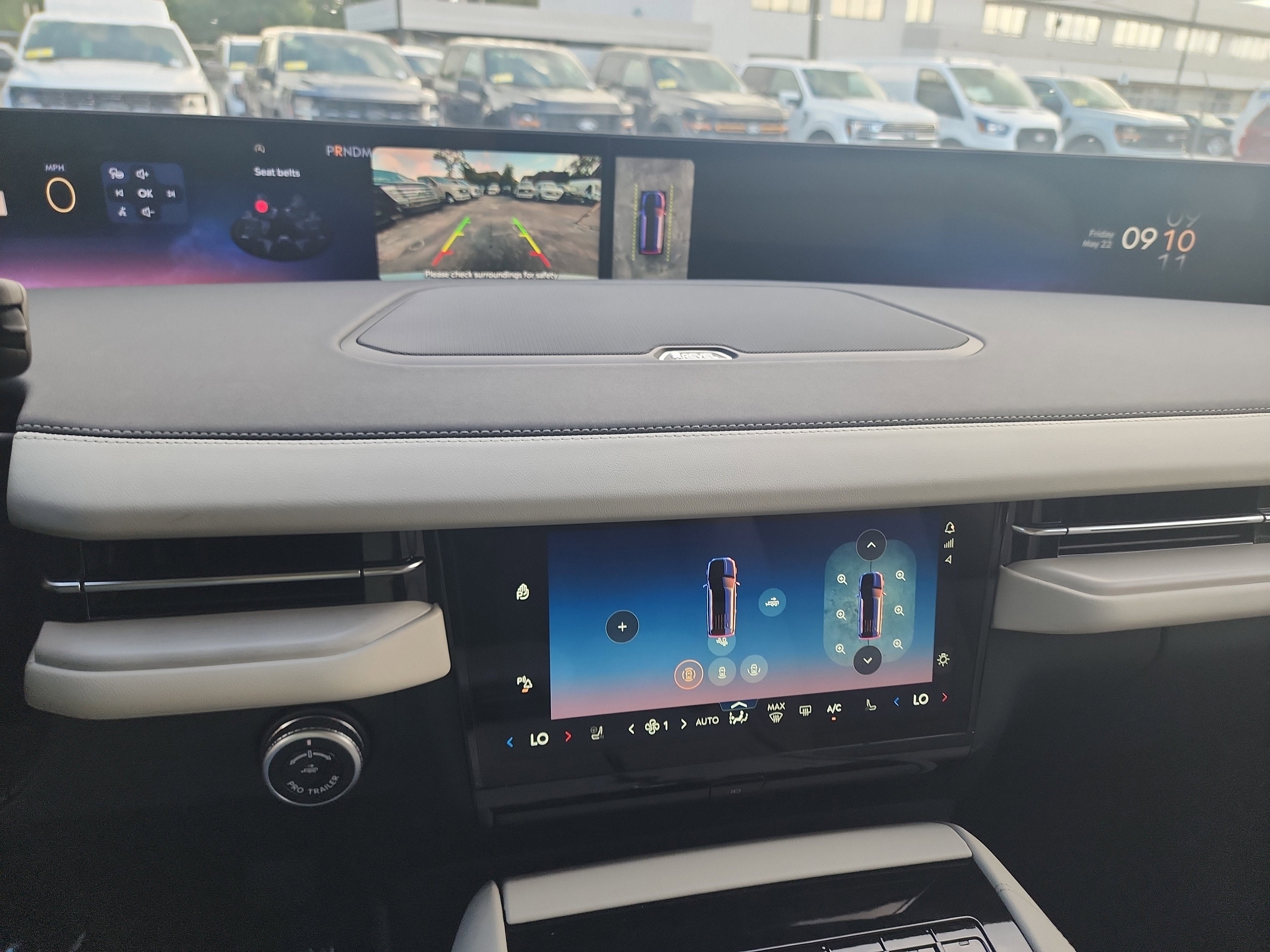 2026 Lincoln Navigator Premiere
