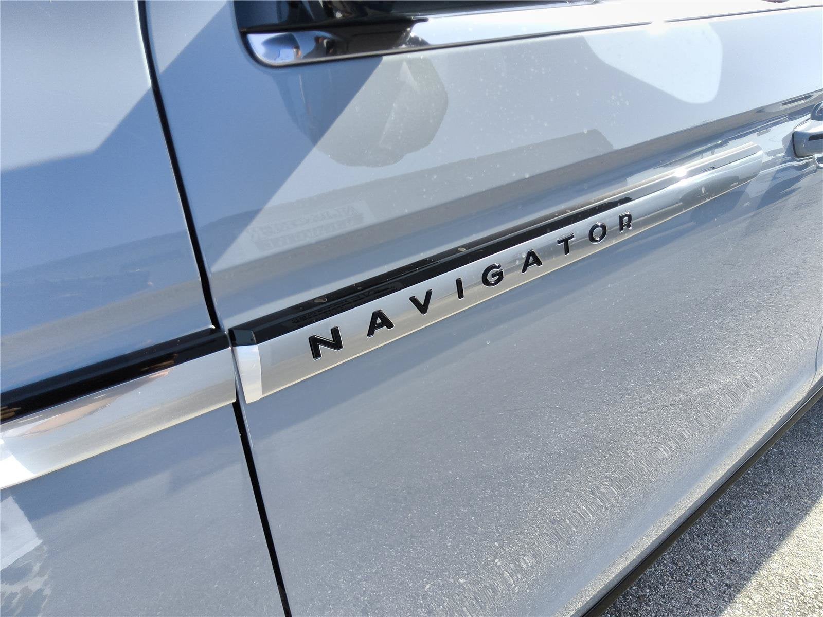 2027 Lincoln Navigator Reserve L