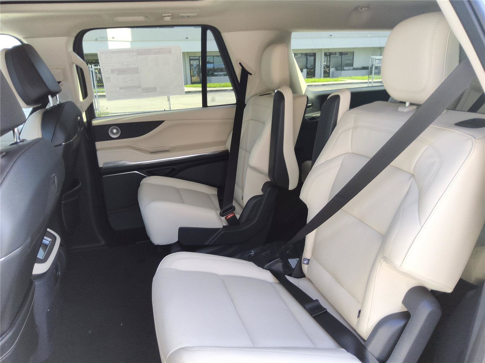 2027 Lincoln Navigator Reserve L