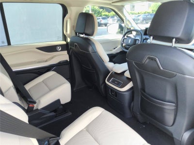 2027 Lincoln Navigator Reserve L