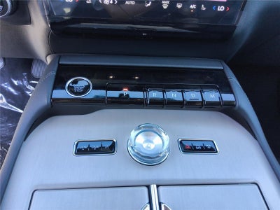 2027 Lincoln Navigator Reserve L