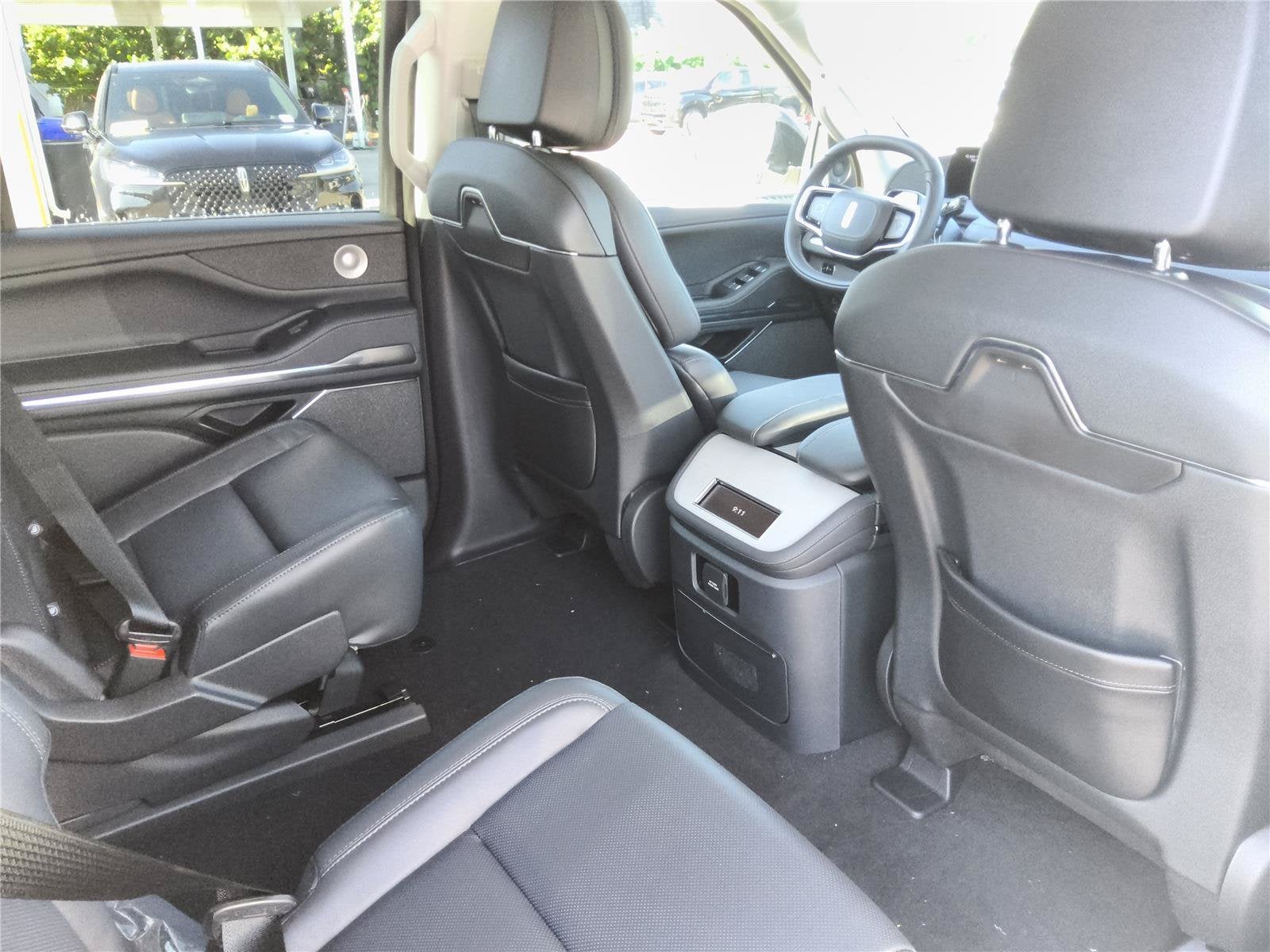 2027 Lincoln Navigator Reserve L