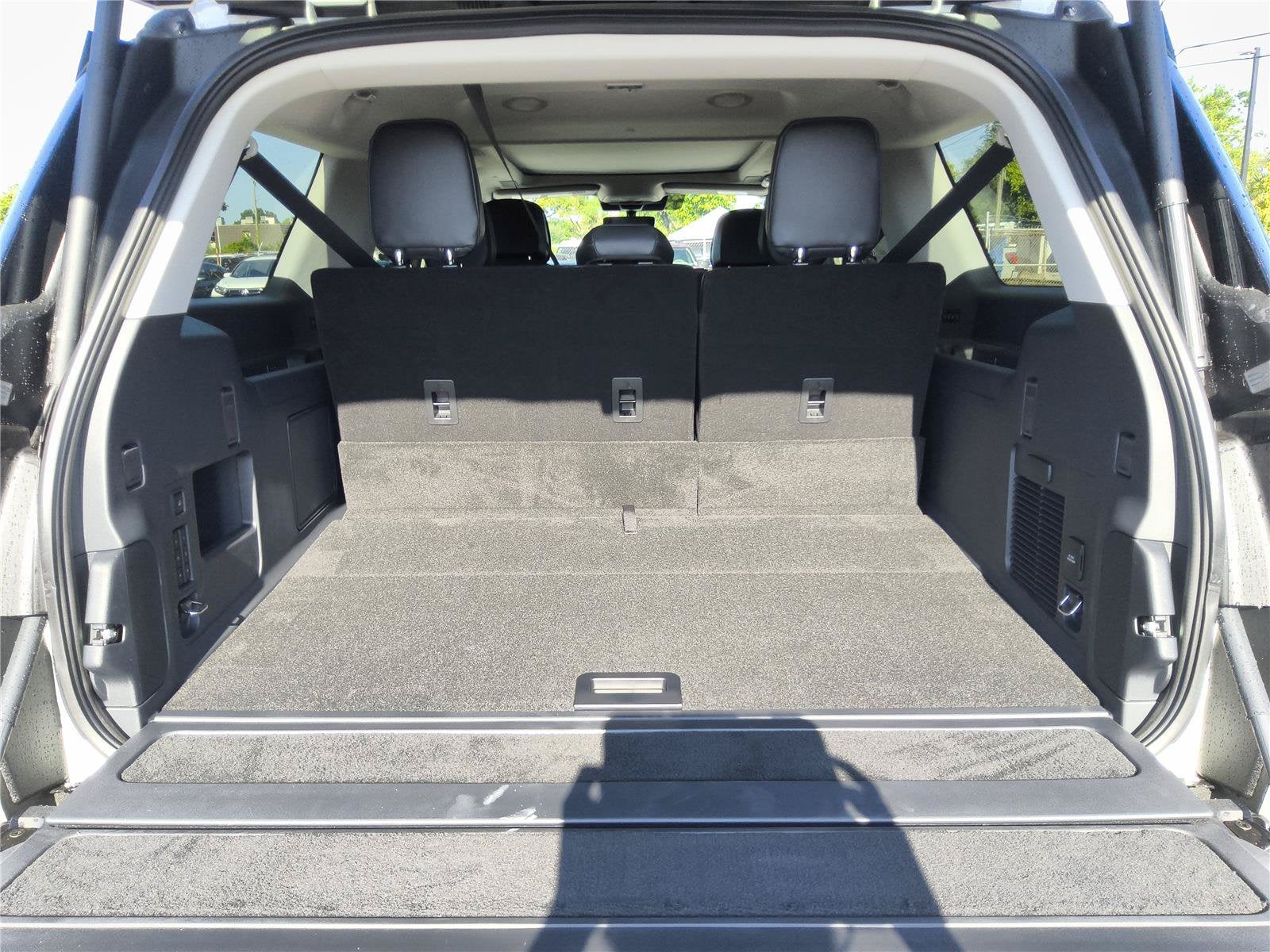 2027 Lincoln Navigator Reserve L