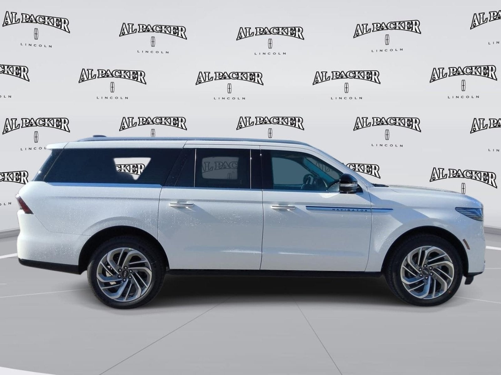 2027 Lincoln Navigator Reserve L
