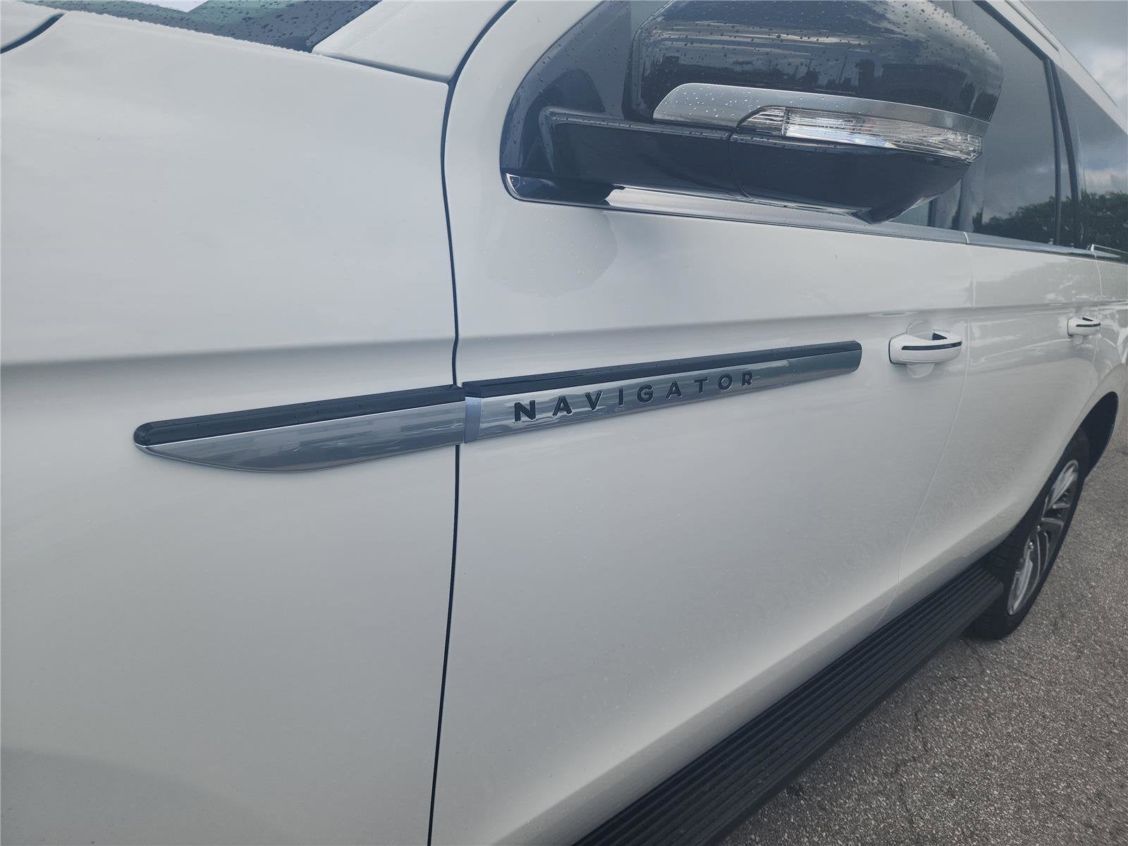 2026 Lincoln Navigator Premiere L