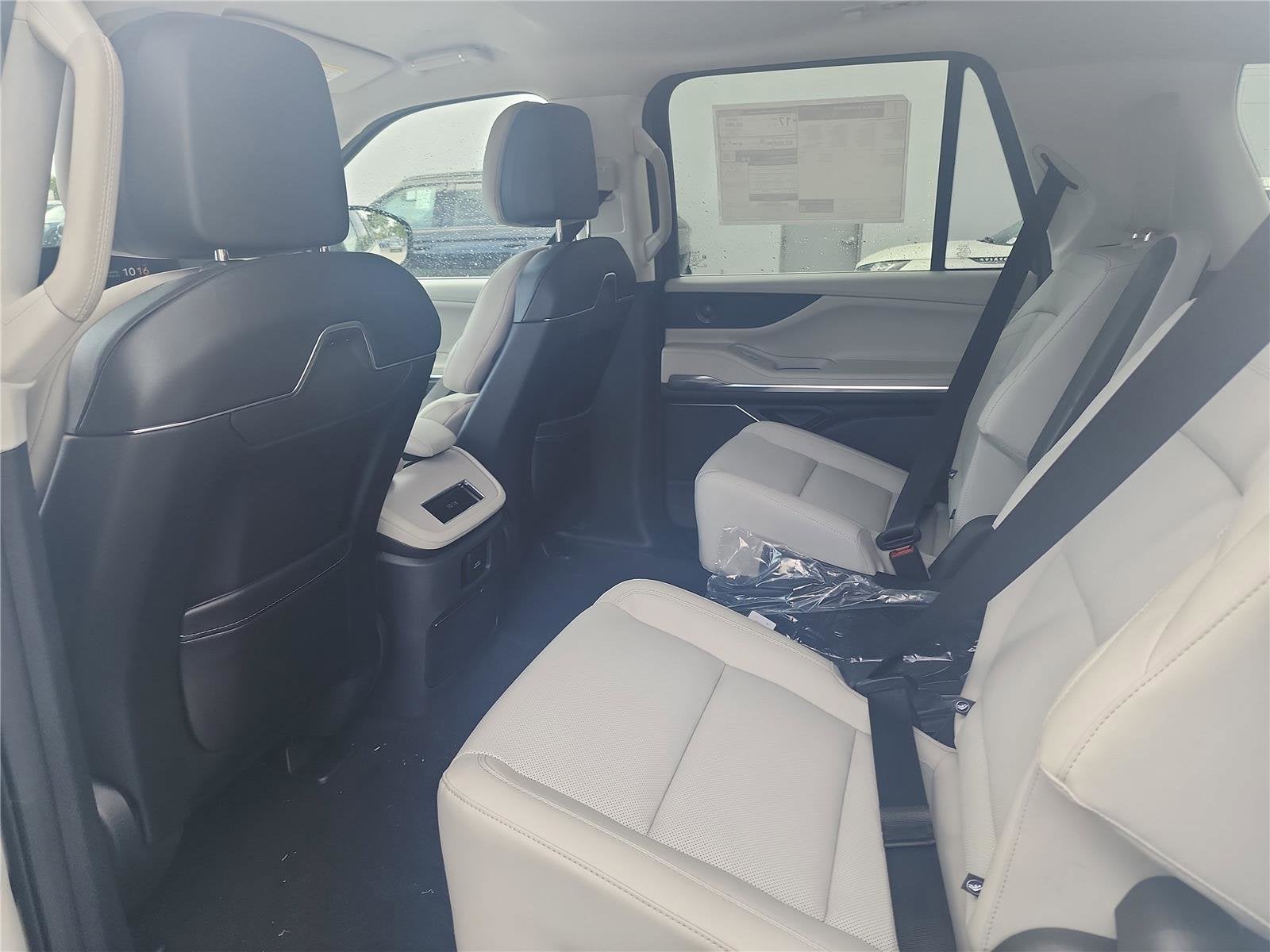 2026 Lincoln Navigator Premiere L