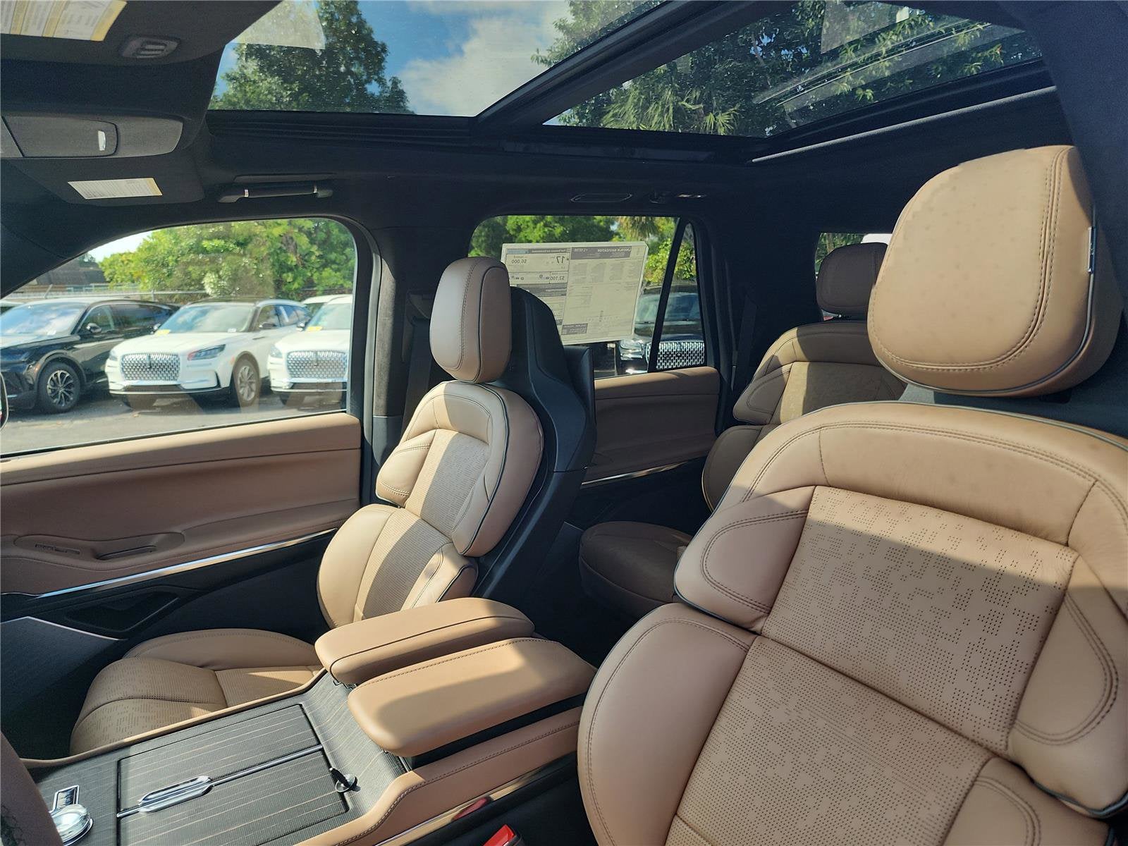 2025 Lincoln Navigator Lincoln Black Label-L