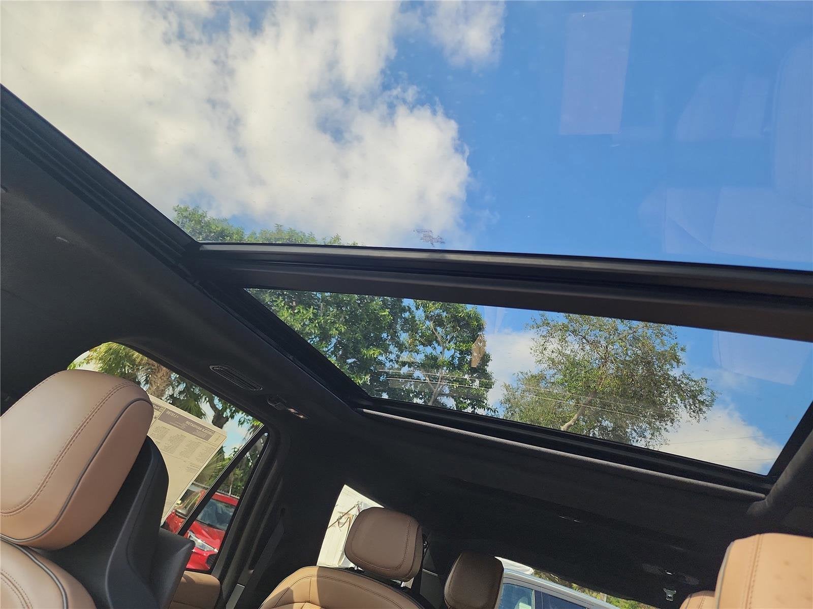 2025 Lincoln Navigator Lincoln Black Label-L