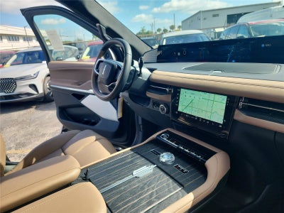 2025 Lincoln Navigator Lincoln Black Label-L